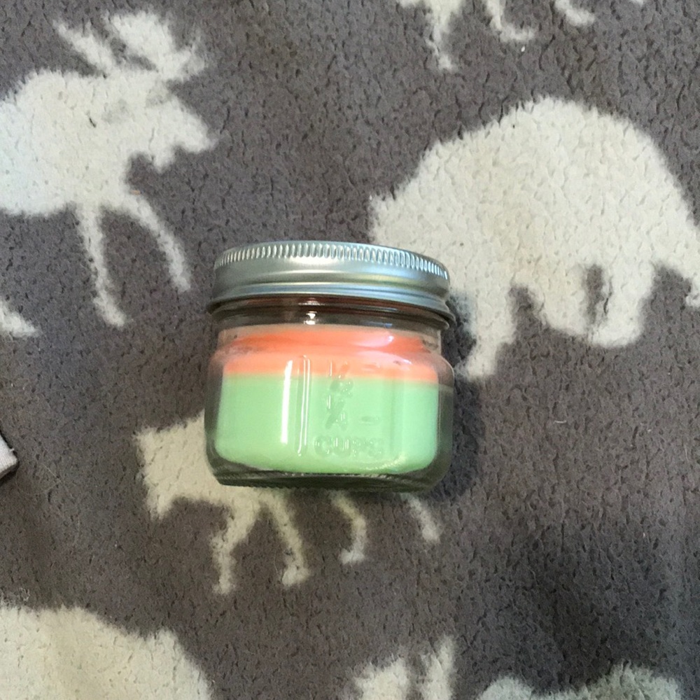 Candle - Picture 2 of 5